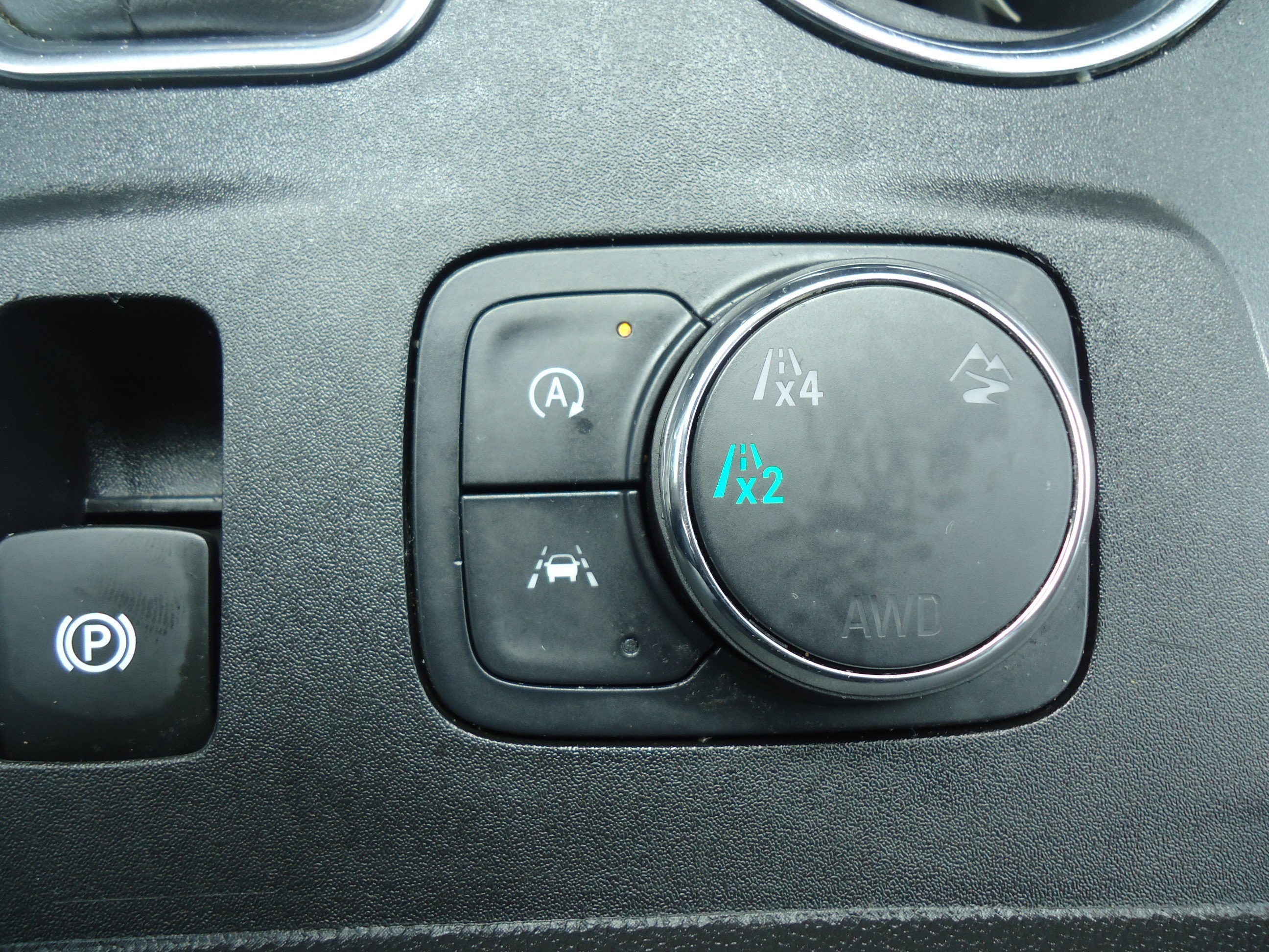 Used 2023 Chevrolet Traverse LT AWD/4WD image 19