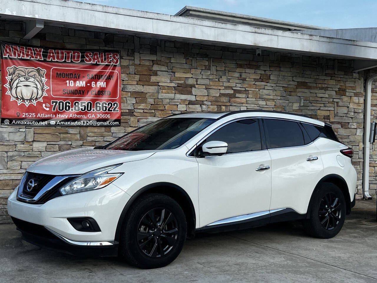 Used 2017 Nissan Murano SV w/ Premium Plus Package FWD image 2