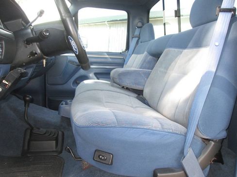 Used 1995 Ford F250 4x4 Regular Cab image 29
