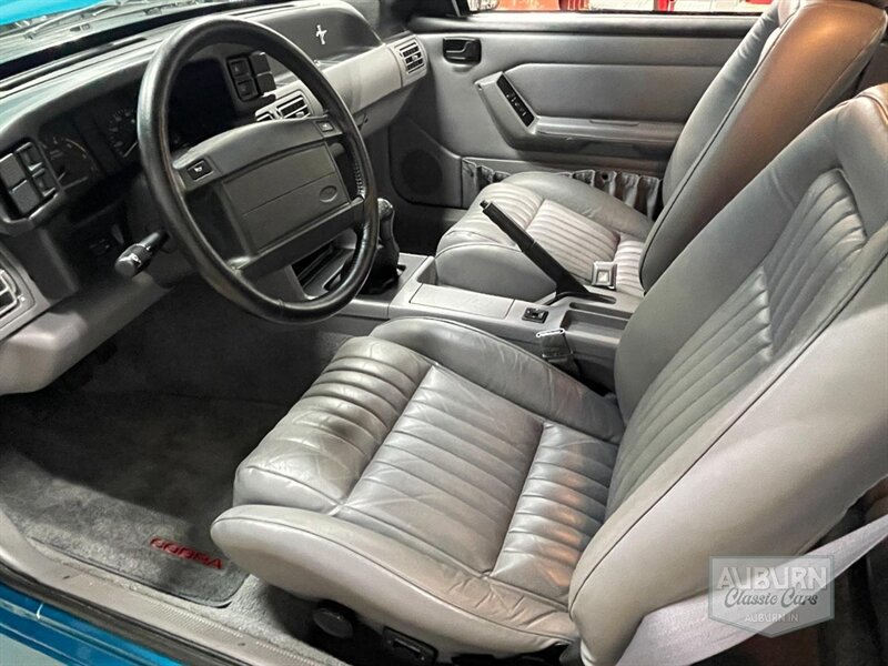 Used 1993 Ford Mustang Cobra RWD image 14