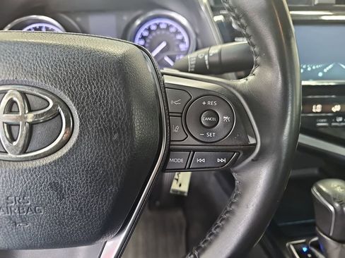 Used 2018 Toyota Camry SE w/ Protection Package (Q2) image 17