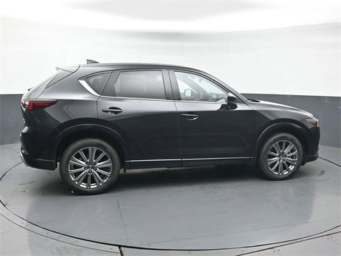 New 2025 MAZDA CX-5 Signature image 6