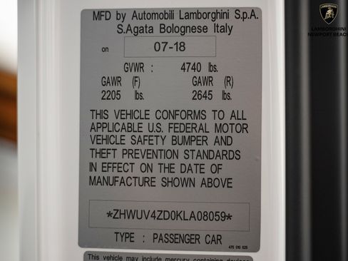 Used 2019 Lamborghini Aventador S image 42