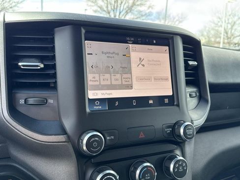 New 2023 RAM 3500 Tradesman AWD/4WD image 25