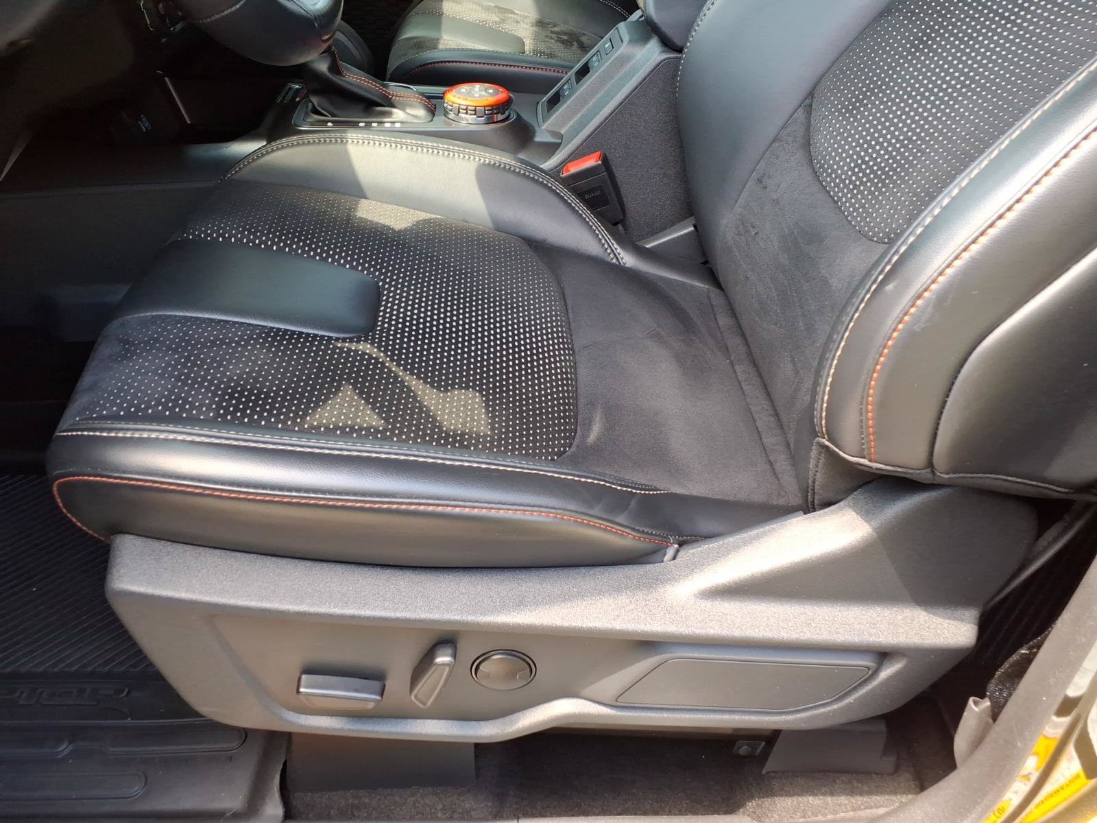Used 2024 Ford Bronco Raptor w/ Interior Carbon Fiber Pack 6 AWD/4WD image 18