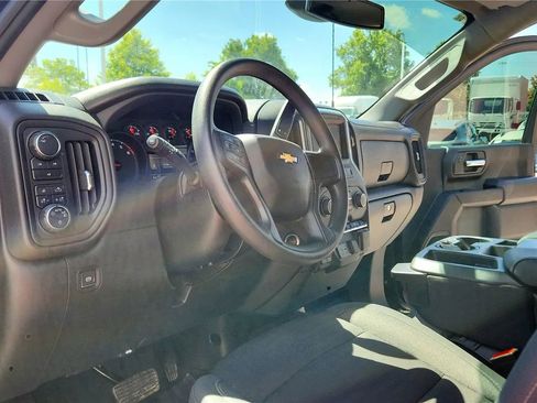 Used 2024 Chevrolet Silverado 2500 Custom w/ Custom Value Package AWD/4WD image 18