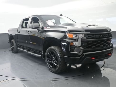 Used 2024 Chevrolet Silverado 1500 Custom Trail Boss AWD/4WD image 9