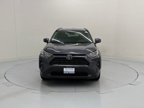 Used 2020 Toyota RAV4 XLE Premium AWD/4WD image 9