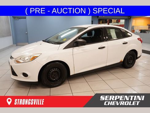 Used 2012 Ford Focus S FWD image 1