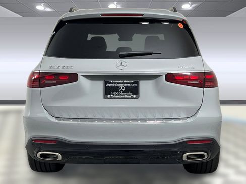 New 2026 Mercedes-Benz GLS 580 4MATIC image 10