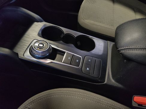 Used 2022 Ford Escape SE w/ Cold Weather Package AWD/4WD image 26