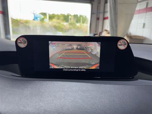 Used 2024 MAZDA MAZDA3 s FWD image 34