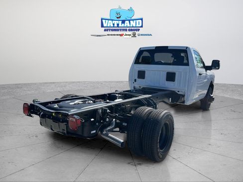 New 2026 RAM 3500 Tradesman AWD/4WD image 5