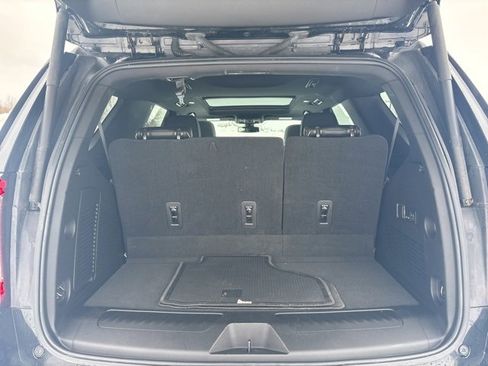 Used 2021 GMC Yukon SLT w/ SLT Luxury Package image 25