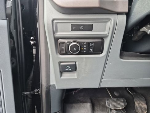Used 2025 Ford F150 XLT w/ Equipment Group 301A Standard AWD/4WD image 23