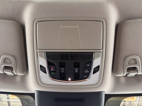 Certified 2025 Acura MDX Advance Package image 32