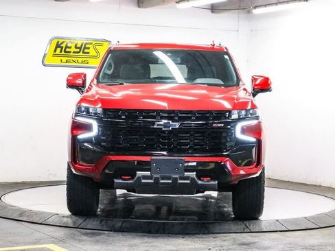 Used 2024 Chevrolet Tahoe Z71 w/ Luxury Package AWD/4WD image 6