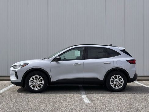 New 2025 Ford Escape Active w/ Cold Weather Package image 2