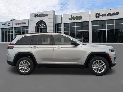 New 2025 Jeep Grand Cherokee Laredo X w/ Luxury Tech Group I