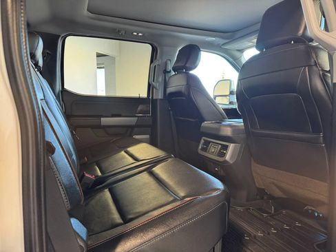 Used 2023 Ford F350 Lariat w/ Lariat Ultimate Package AWD/4WD image 29