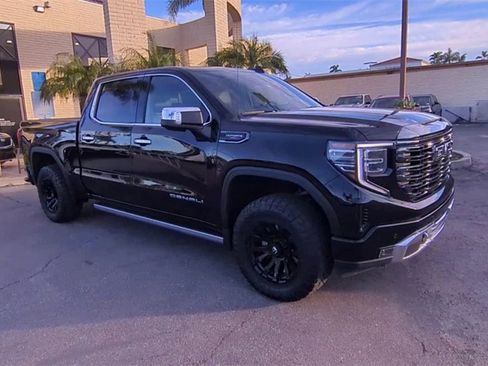 Used 2023 GMC Sierra 1500 Denali Ultimate image 3