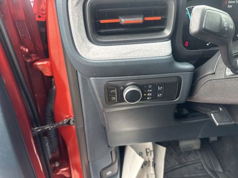 Used 2024 Ford Maverick XLT FWD image 12