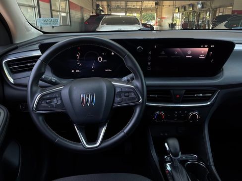 Used 2025 Buick Encore GX Preferred FWD image 12
