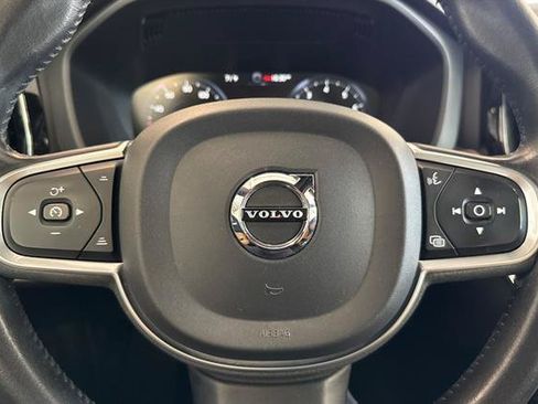 Used 2020 Volvo XC60 T5 Momentum AWD/4WD image 25