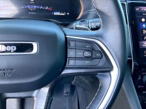 Used 2021 Jeep Grand Cherokee L Limited image 25