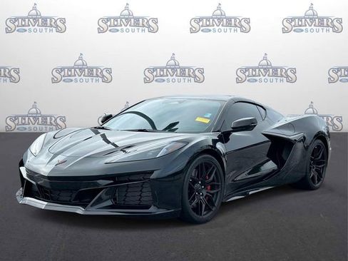 Used 2026 Chevrolet Corvette Z06 RWD image 1