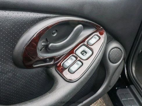 Used 2001 Pontiac Firebird Trans Am image 25