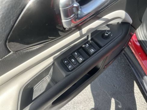 Used 2023 Jeep Compass Limited AWD/4WD image 17