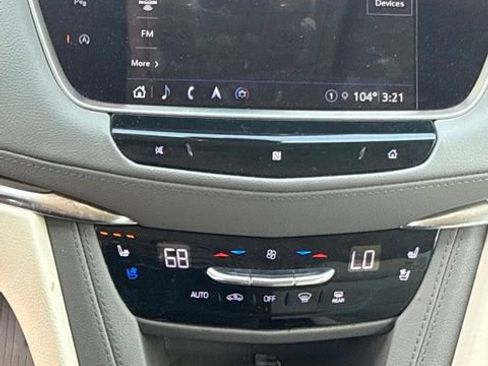 Used 2021 Cadillac XT5 Premium Luxury FWD image 15