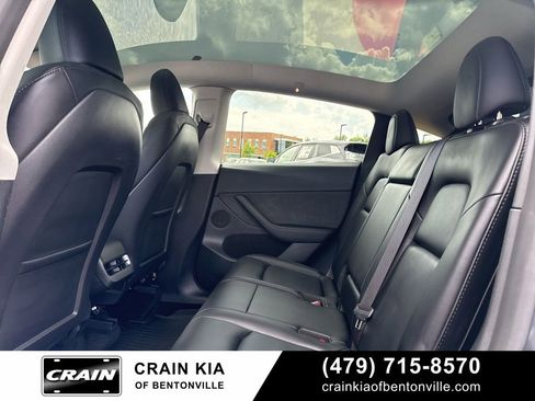 Used 2023 Tesla Model Y Long Range AWD/4WD image 17