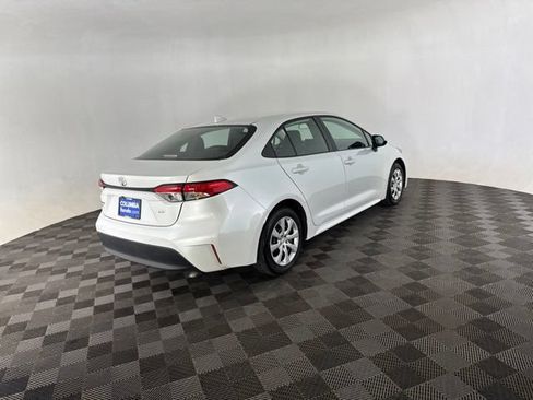 Used 2025 Toyota Corolla LE FWD image 7