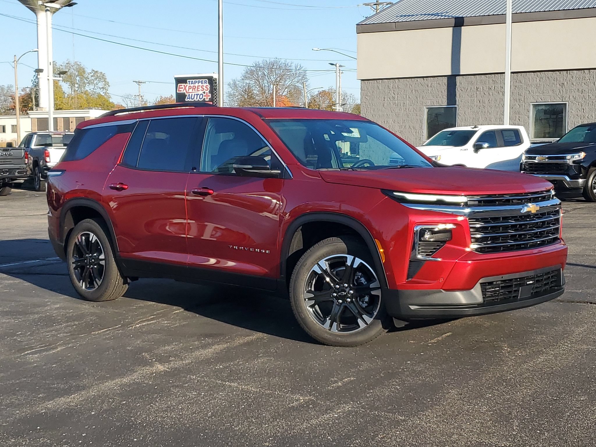 New 2027 Chevrolet Traverse LT w/ Enhanced Driving Package AWD/4WD image 32