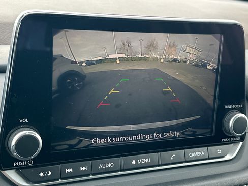 Certified 2023 Nissan Rogue SV image 19