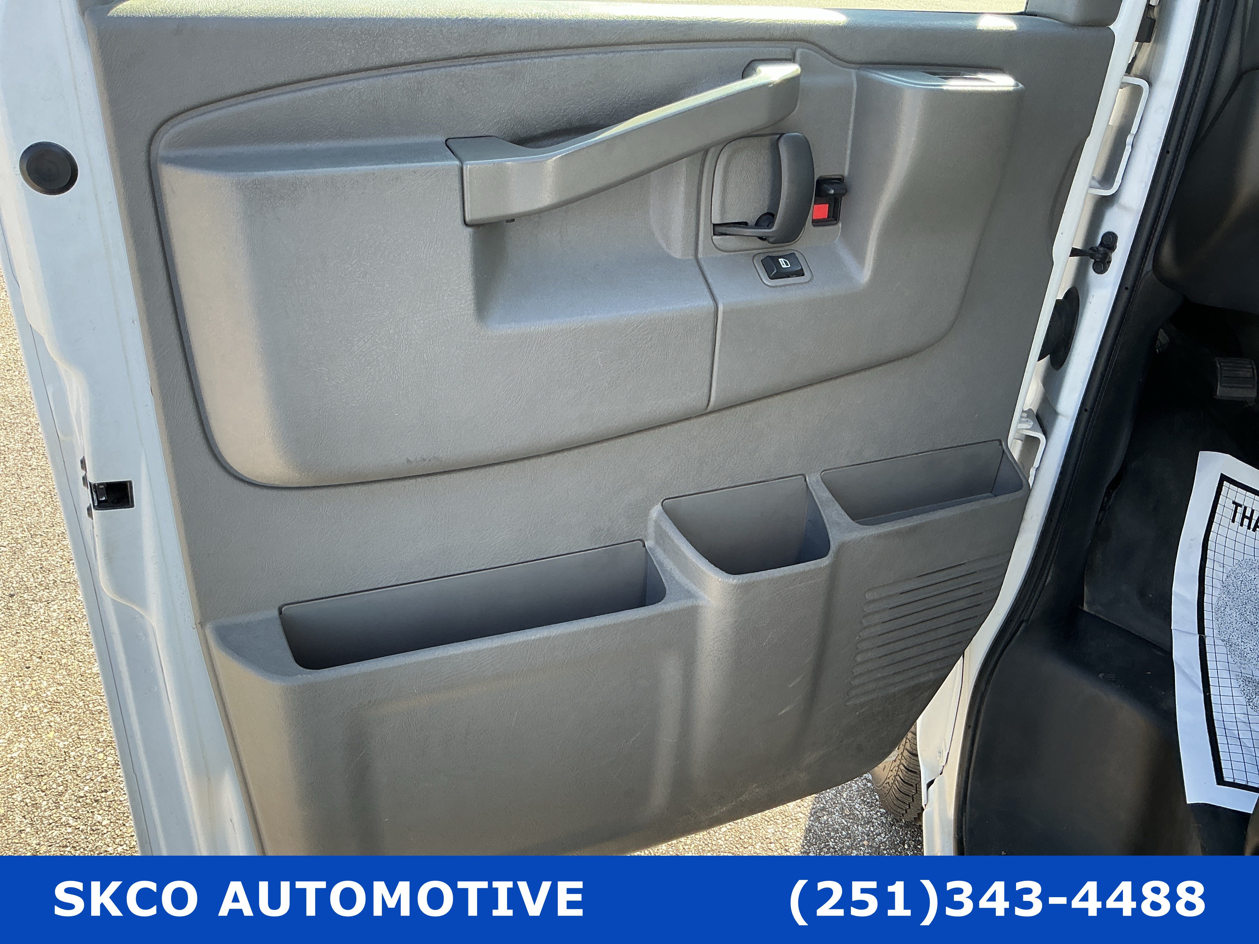 Used 2021 Chevrolet Express 2500 Extended w/ Driver Convenience Package RWD image 12