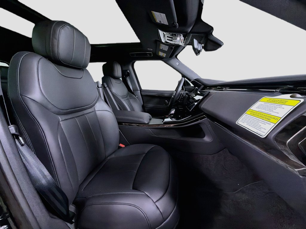 New 2027 Land Rover Range Rover Sport Dynamic SE AWD/4WD image 30