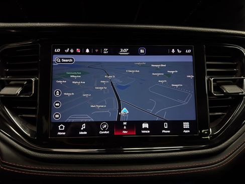 Used 2021 Dodge Durango R/T w/ Technology Group image 21