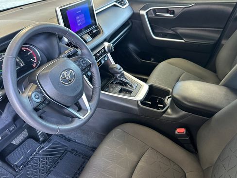 Certified 2023 Toyota RAV4 XLE w/ Convenience Package FWD image 9