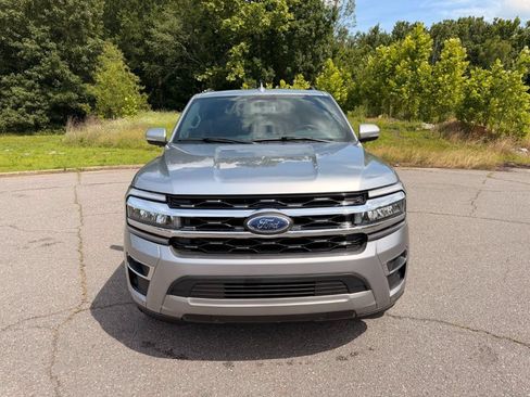 Used 2024 Ford Expedition Limited RWD image 7