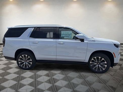 New 2026 Chevrolet Tahoe High Country AWD/4WD image 4