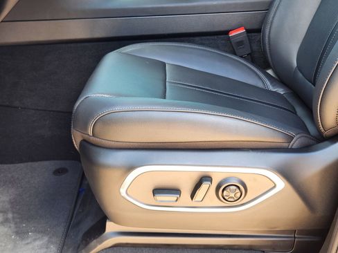 New 2026 Jeep Grand Wagoneer Limited AWD/4WD image 20