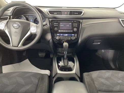 Used 2015 Nissan Rogue SV image 13