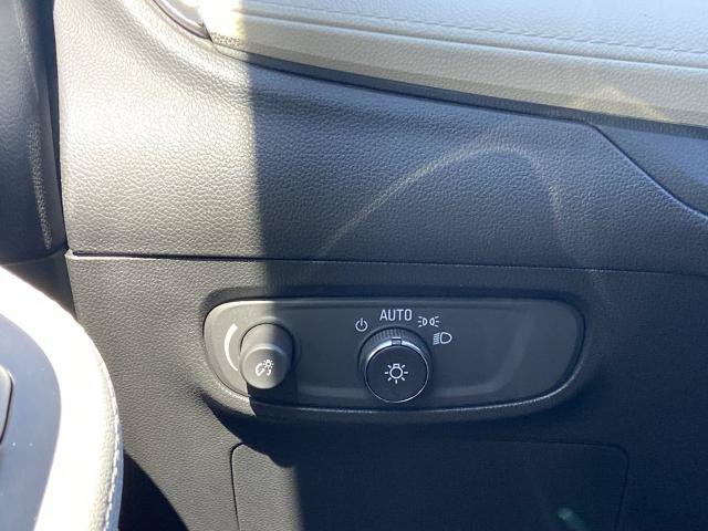 Used 2024 Buick Encore GX Preferred FWD image 13