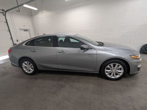 Used 2024 Chevrolet Malibu LT FWD image 3