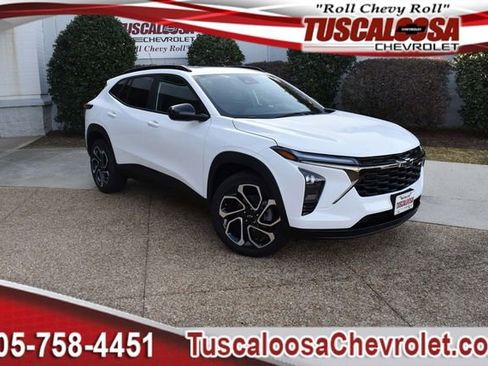 New 2026 Chevrolet Trax RS w/ Sunroof Package image 1