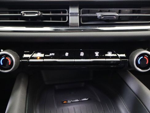 New 2026 Chevrolet Equinox EV RS image 27