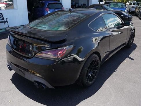 Used 2016 Hyundai Genesis 3.8 RWD image 13